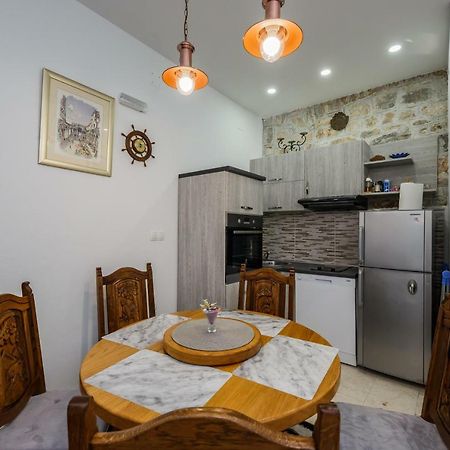 Apartman Lavanda Kaštela Esterno foto