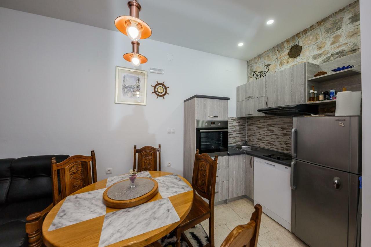Apartman Lavanda Kaštela Esterno foto